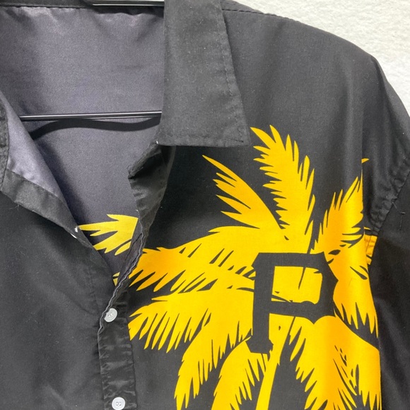 Pittsburgh Pirates Levin's Button Shirt Men's XL - Picture 2 of 3